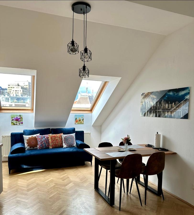 Klimatisiertes Dachgeschoss City Apartment In Zentrum Wiens Extérieur photo